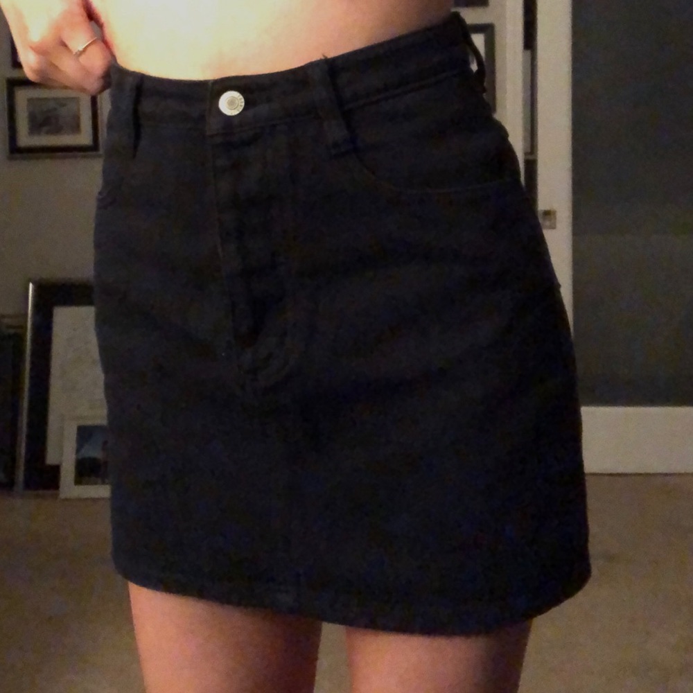 brandy melville skirt🦋